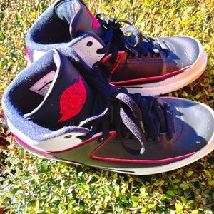 Retro Jordans 6.5 youth